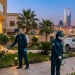 فني مكافحة ورش حشرات محترف بالرياض